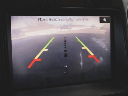 Used 2013 Ford F150 Lariat w/ Lariat Chrome Pkg image 4