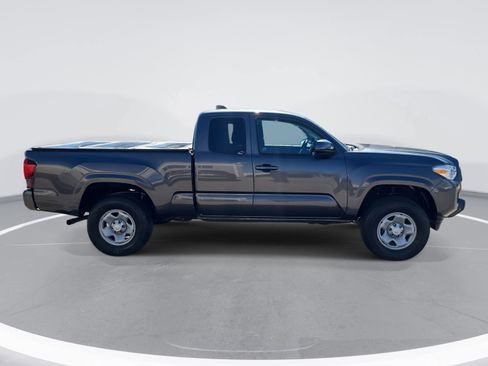 Used 2023 Toyota Tacoma SR image 4