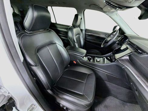 Used 2023 Jeep Grand Cherokee L Limited w/ Luxury Tech Group II RWD image 33