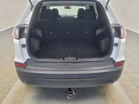 Used 2020 Jeep Cherokee Latitude AWD/4WD image 29