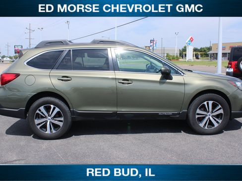 Used 2019 Subaru Outback 3.6R Limited AWD/4WD image 2