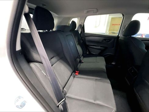 Used 2026 Nissan Rogue S AWD/4WD image 16