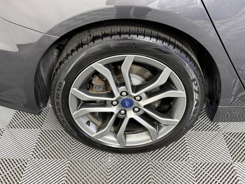 Certified 2019 Ford Fusion SEL image 29