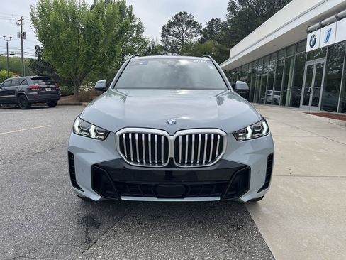 Certified 2024 BMW X5 xDrive40i w/ M Sport Package AWD/4WD image 3
