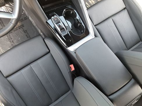 Certified 2025 Audi Q5 2.0T Premium Plus w/ Premium Plus image 28