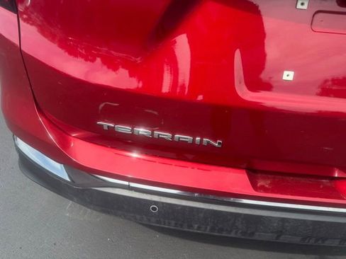 Used 2023 GMC Terrain AT4 AWD/4WD image 6