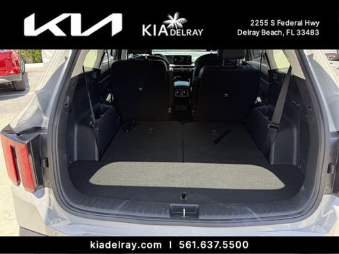 Used 2026 Kia Sorento EX w/ EX Premium Package FWD image 8