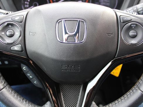Used 2022 Honda HR-V Sport image 12