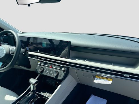 New 2026 Hyundai Tucson SE FWD image 21