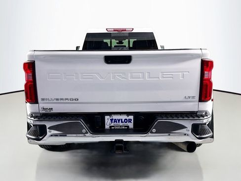 Used 2022 Chevrolet Silverado 3500 LTZ w/ LTZ Convenience Package image 6