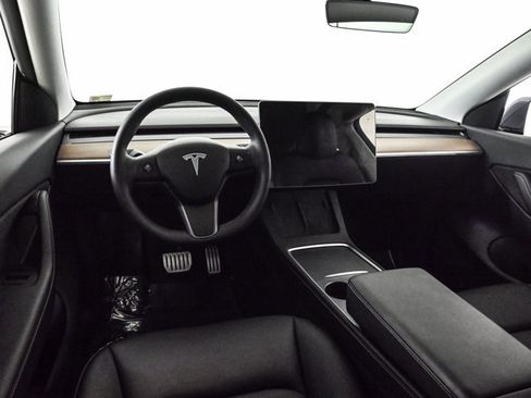 Used 2022 Tesla Model Y Performance image 20