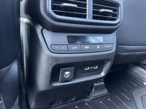 Used 2023 Honda Pilot TrailSport image 20