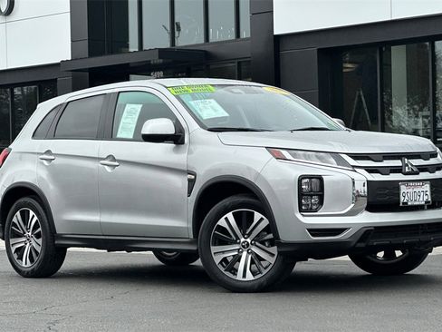 Used 2025 Mitsubishi Outlander Sport ES image 3