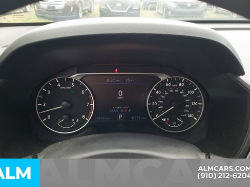 Used 2025 Nissan Altima 2.5 SV FWD image 17