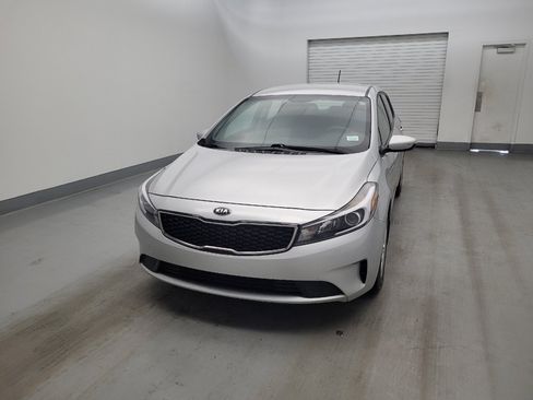 Used 2017 Kia Forte LX FWD image 15