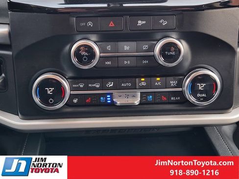 Used 2024 Ford Expedition Max XLT image 21