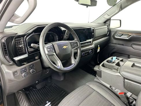 Used 2023 Chevrolet Silverado 1500 LT image 10