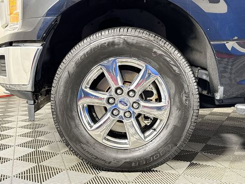 Used 2018 Ford F150 XLT w/ Equipment Group 302A Luxury AWD/4WD image 28