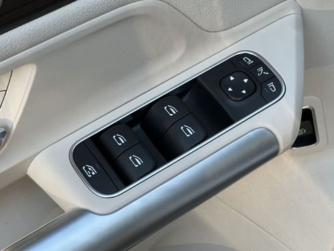 New 2026 Mercedes-Benz GLA 250 4MATIC image 13