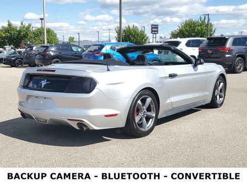 Used 2016 Ford Mustang Convertible w/ Equipment Group 051A RWD image 4
