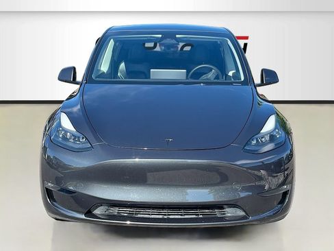 Used 2025 Tesla Model Y Long Range AWD/4WD image 2