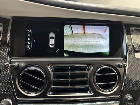 Used 2018 Rolls-Royce Ghost RWD image 37