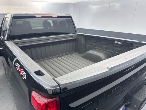 Used 2021 Chevrolet Silverado 1500 RST image 18