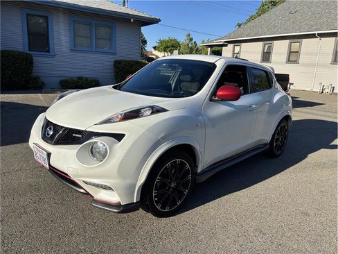 Used 2013 Nissan Juke NISMO FWD image 1