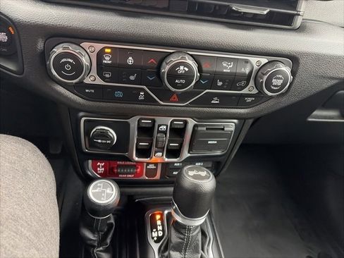 Used 2024 Jeep Wrangler Willys 4xe image 24