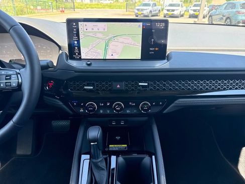 Used 2025 Honda Accord Touring image 22
