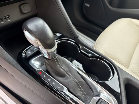 Used 2024 Buick Encore GX Avenir w/ Avenir Convenience Package image 30