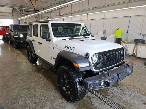 Used 2025 Jeep Wrangler Unlimited Sport S 4xe image 3