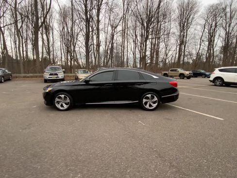 Used 2019 Honda Accord EX-L image 10