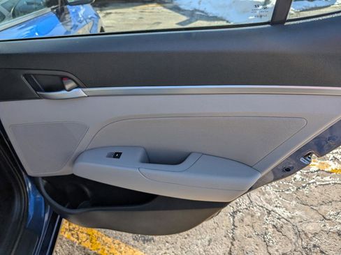 Used 2020 Hyundai Elantra SEL image 24