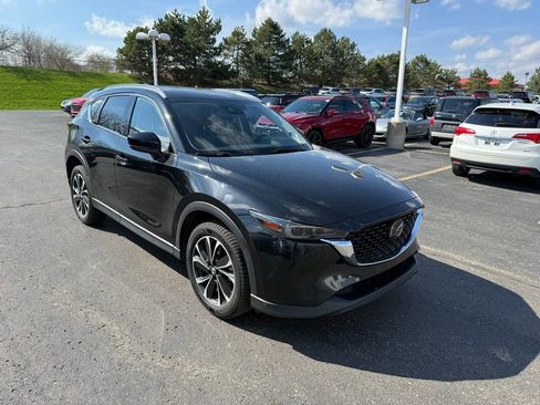 Used 2022 MAZDA CX-5 AWD 2.5 S w/ Premium Package image 4