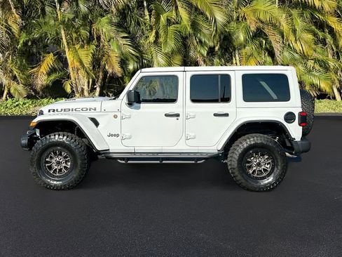 Certified 2022 Jeep Wrangler Unlimited Rubicon w/ Trailer Tow Package image 8