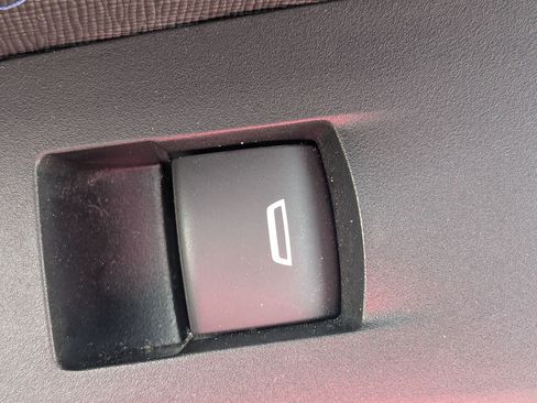 Used 2025 Buick Envista Sport Touring FWD image 32