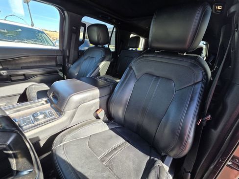 Used 2018 Ford Expedition Limited w/ Equipment Group 302A image 13