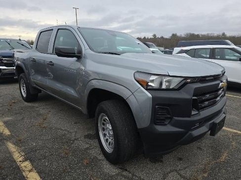Used 2023 Chevrolet Colorado W/T image 1