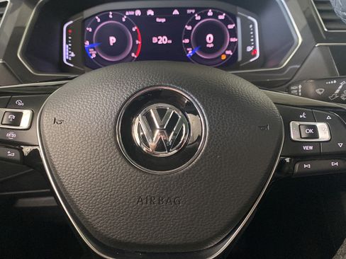 Used 2020 Volkswagen Tiguan SEL AWD/4WD image 15
