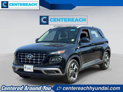 Used 2022 Hyundai Venue SEL w/ Cargo Package