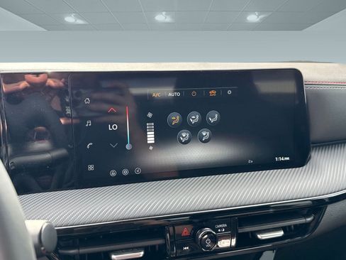 New 2026 Nissan Kicks SR image 27