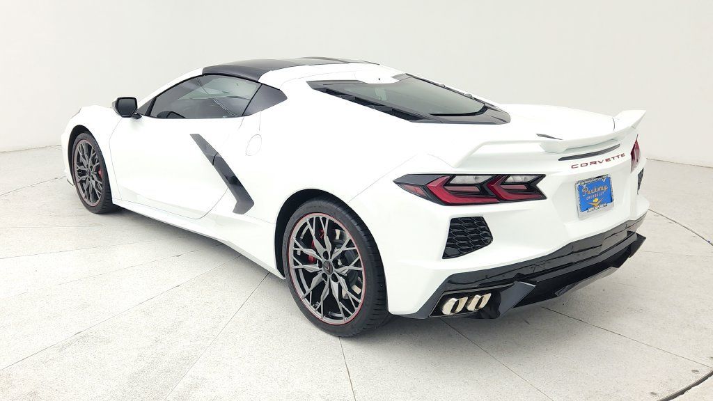 Used 2024 Chevrolet Corvette Stingray Premium Cpe w/ Z51 Performance Package RWD image 5
