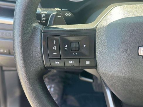 Used 2025 Nissan Rogue S AWD/4WD image 20