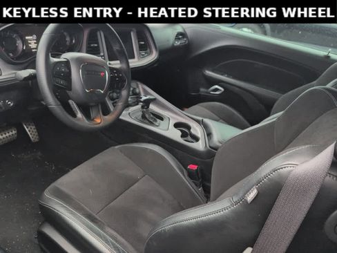 Used 2023 Dodge Challenger GT w/ Plus Package image 6