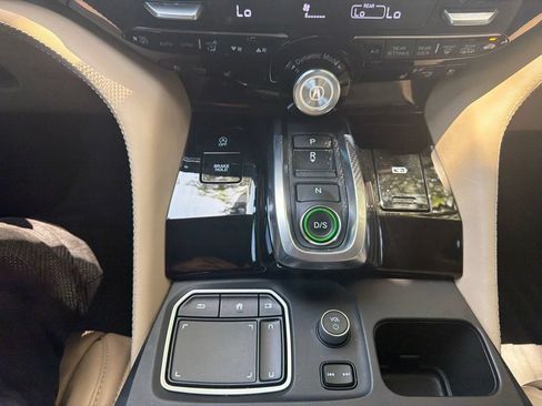 Used 2022 Acura MDX SH-AWD w/ Advance Package image 34