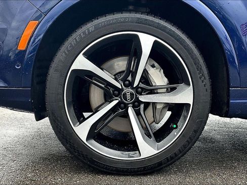 Used 2019 Audi Q7 3.0T Prestige AWD/4WD image 9