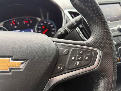 Used 2023 Chevrolet Equinox LT image 16