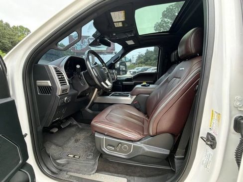 Used 2017 Ford F250 Platinum w/ Platinum Ultimate Package AWD/4WD image 23