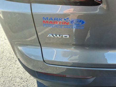 Used 2020 Cadillac XT4 Premium Luxury w/ Cold Weather Package image 5